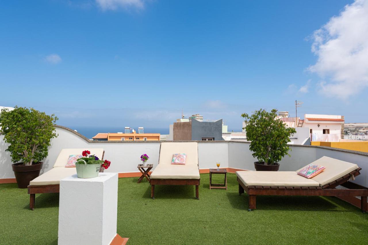 The Yellow House - Solarium - Climatized Pool Gáldar Buitenkant foto